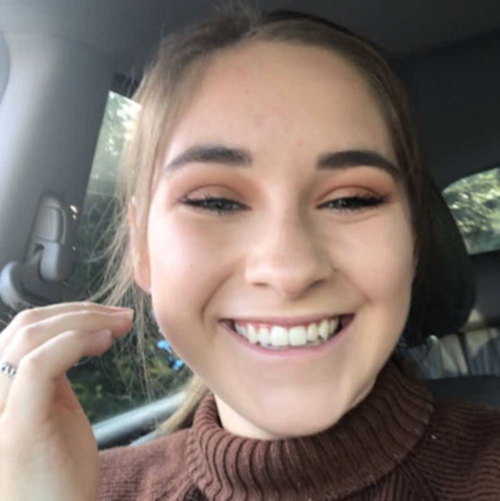 Meet your Posher, Ashley